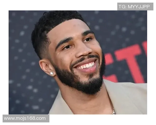 贾森塔图姆从圣路易斯到波士顿的篮球成长历程与辉煌成就